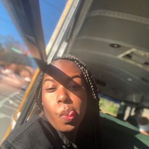 Meet your Posher, Saige